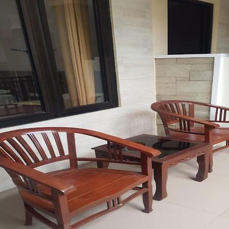 Oyo 2671 Wisma Djaja Syariah Bojonegoro Εξωτερικό φωτογραφία