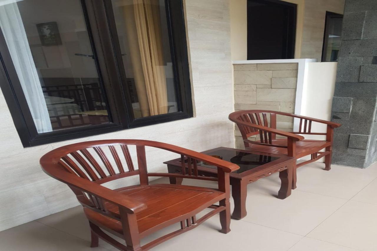 Oyo 2671 Wisma Djaja Syariah Bojonegoro Εξωτερικό φωτογραφία