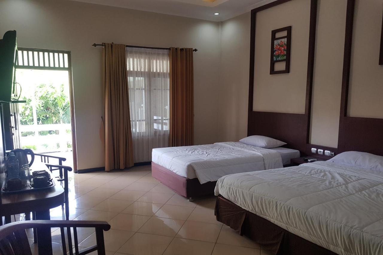 Oyo 2671 Wisma Djaja Syariah Bojonegoro Εξωτερικό φωτογραφία